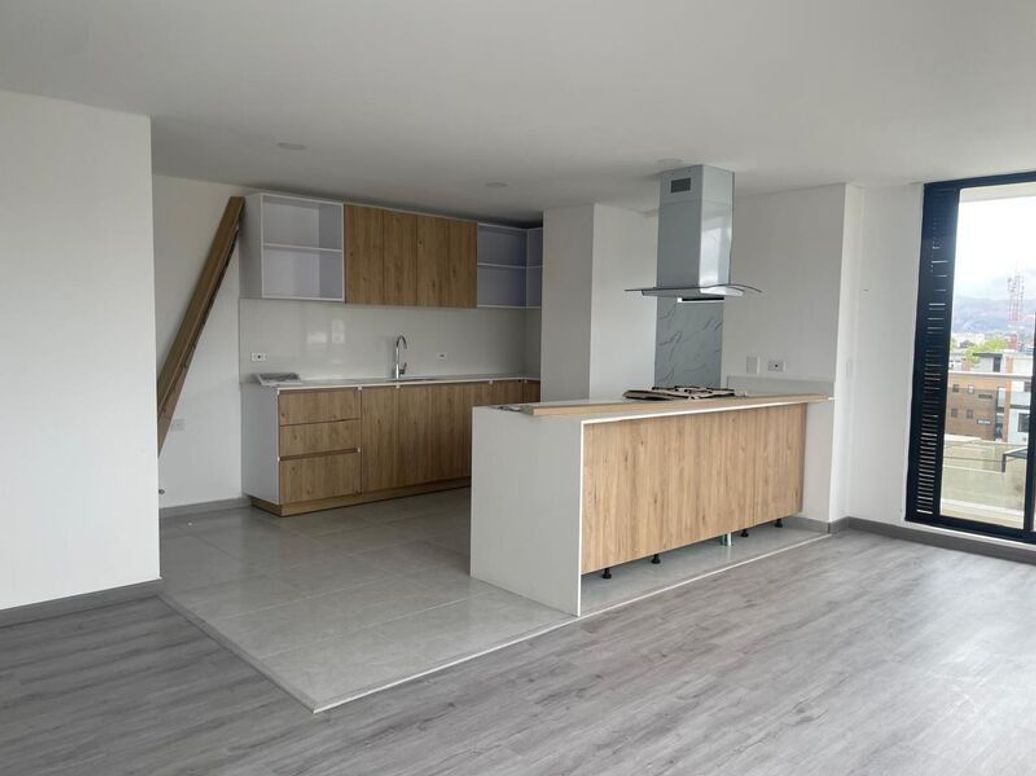 Apartamento de 1 alcoba en venta en Quinta Paredes, Bogotá, 62 m² · foto 4 de 14