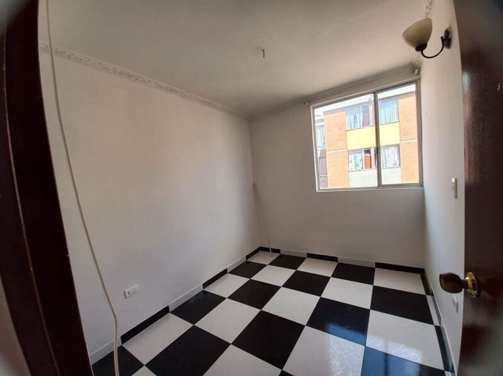 Apartamento de 3 alcobas en venta en La Libertad, Bogotá, 45 m² · foto 6 de 8