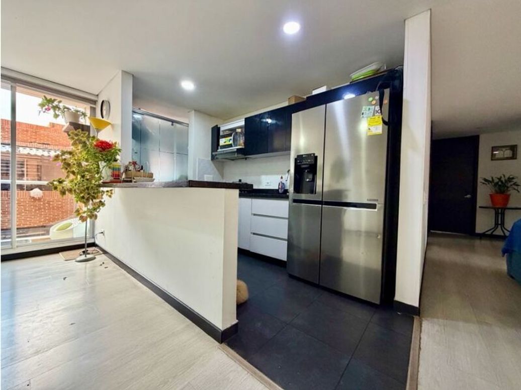 Apartamento de 3 alcobas en venta en Molinos Norte, Bogotá, 114 m² · foto 3 de 18