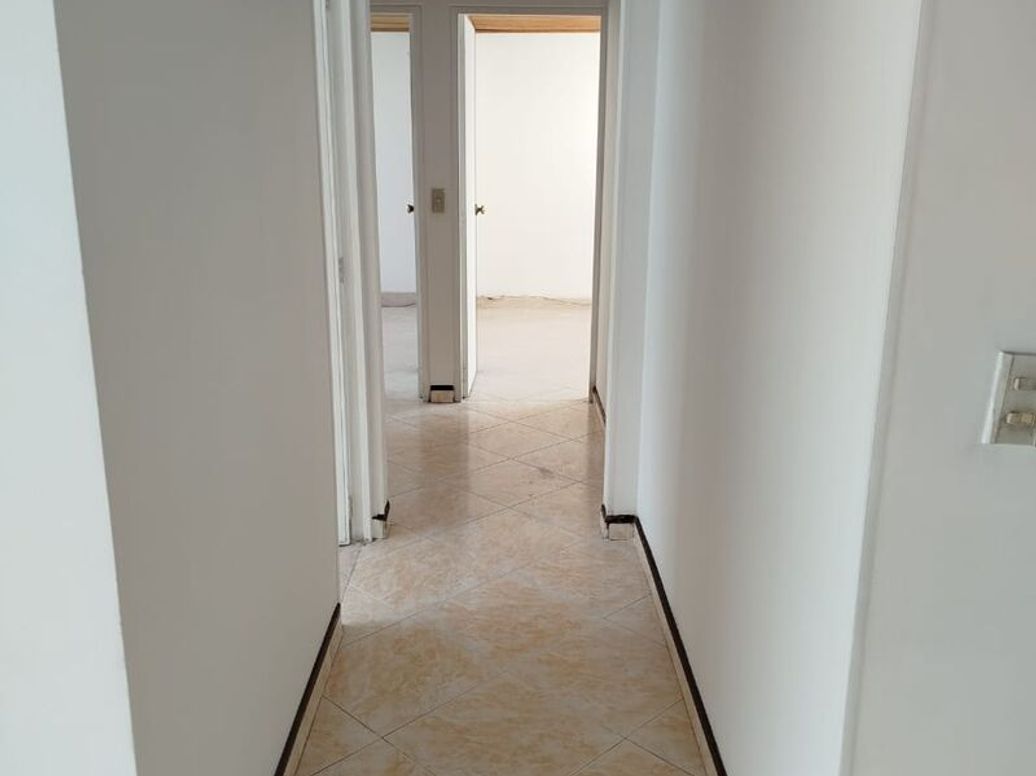 Apartamento de 3 alcobas en venta en Toberin, Bogotá, 60 m² · foto 6 de 20