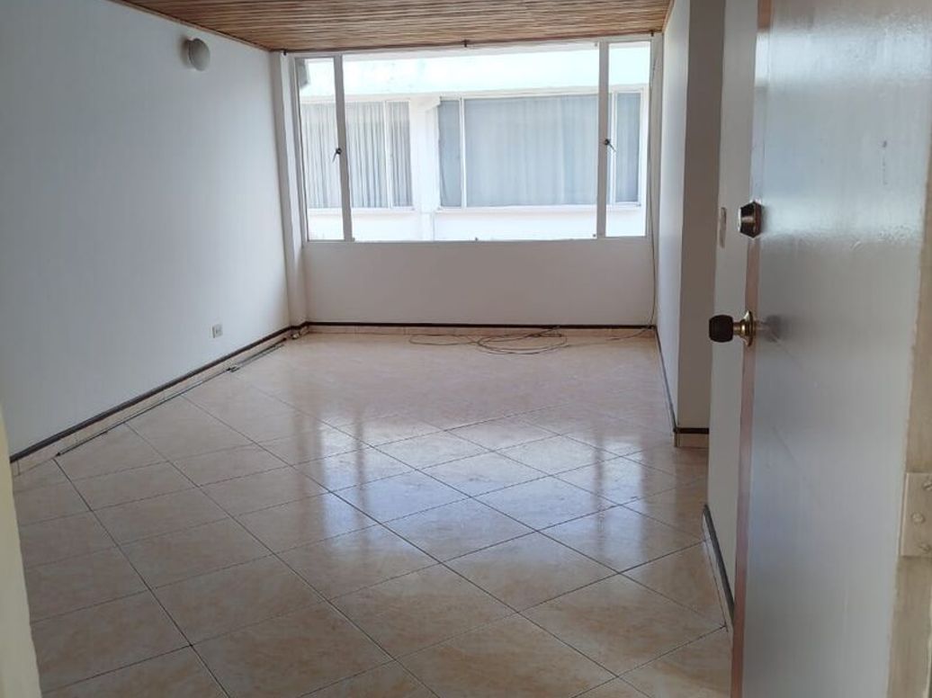 Apartamento de 3 alcobas en venta en Toberin, Bogotá, 60 m² · foto 13 de 20