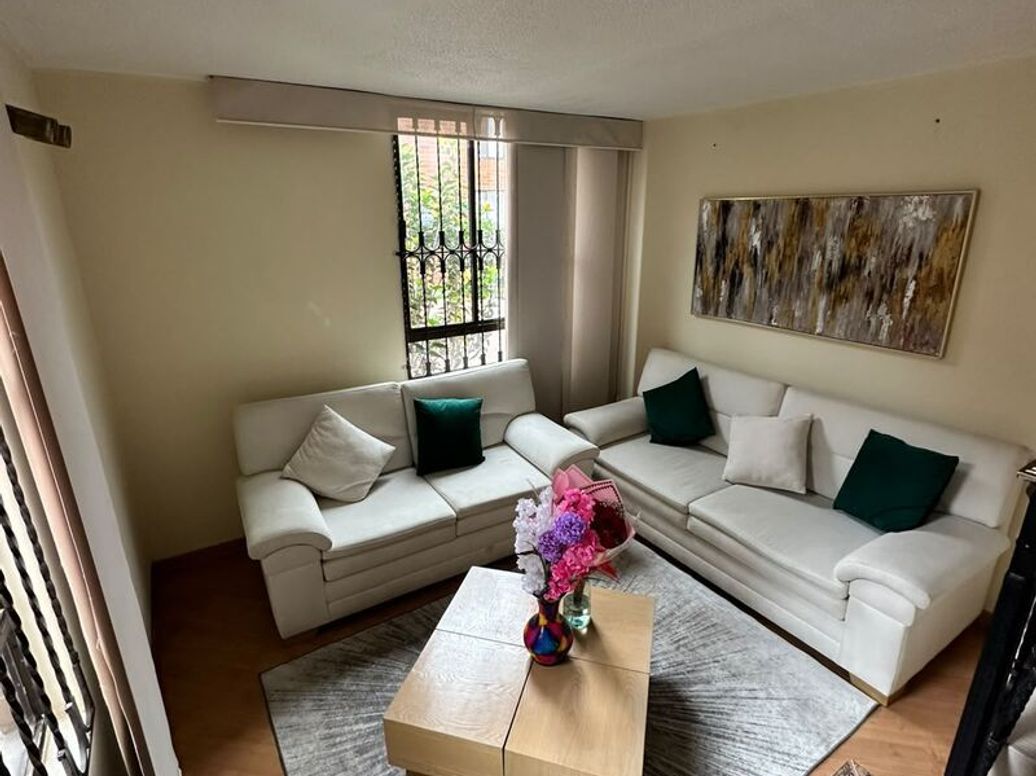 Casa de 4 alcobas en venta en Cr Quintas De Santa Barbara Et. Iv, Bogotá, 97 m² · foto 8 de 16