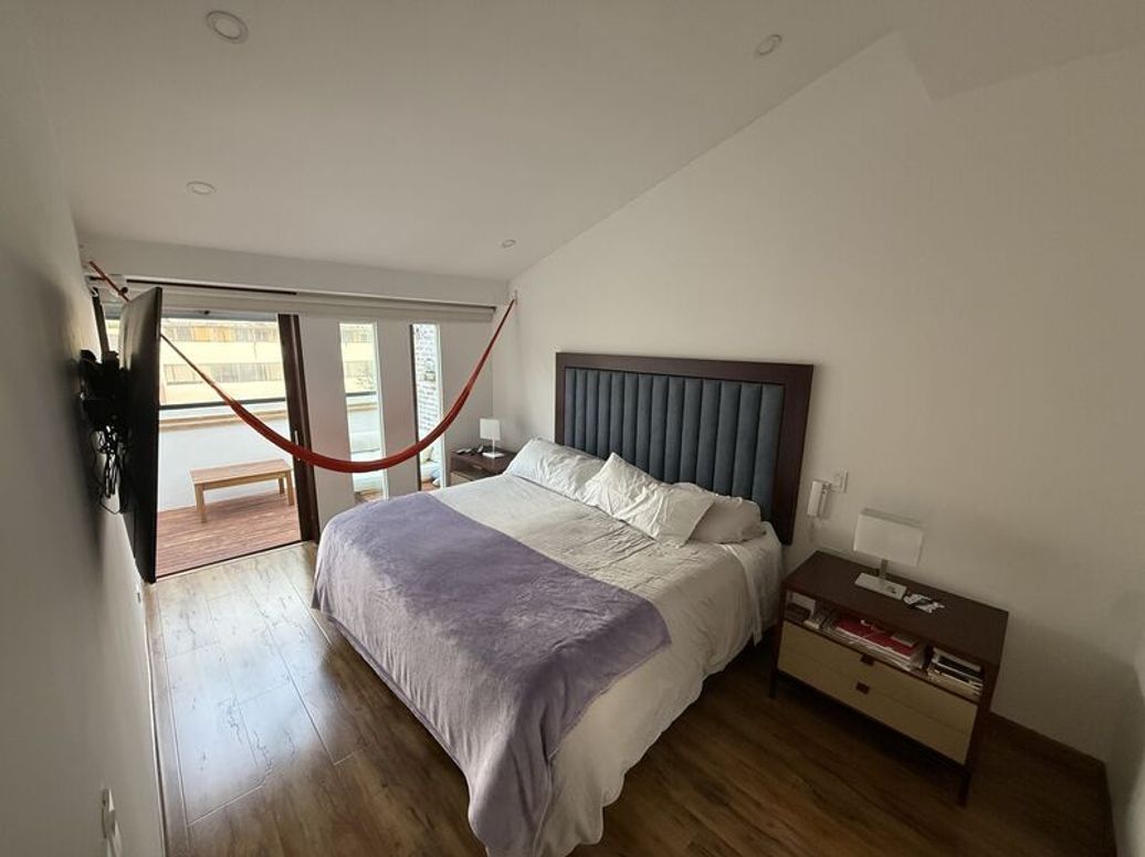 Apartamento de 3 alcobas en venta en Santa Barbara Central, Bogotá, 126 m² · foto 12 de 14