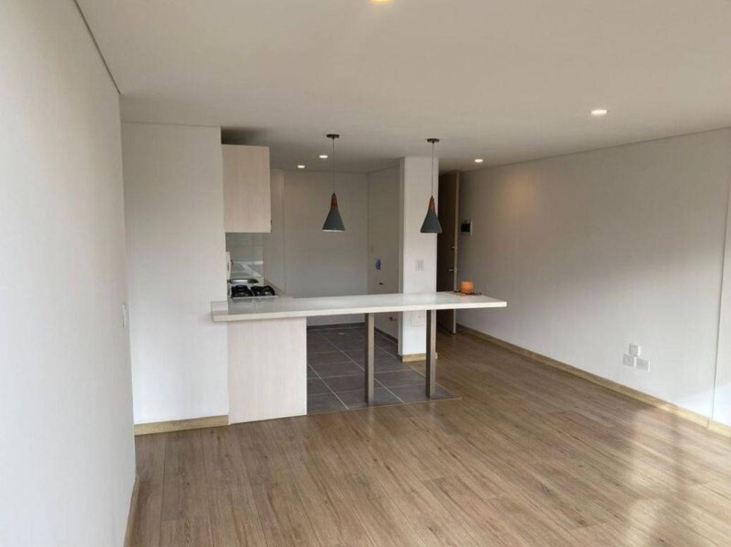 Apartamento de 2 alcobas en venta en Las Acasias, Bogotá, 80 m² · foto 6 de 8