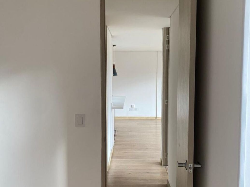Apartamento de 2 alcobas en venta en Las Acasias, Bogotá, 80 m² · foto 8 de 8