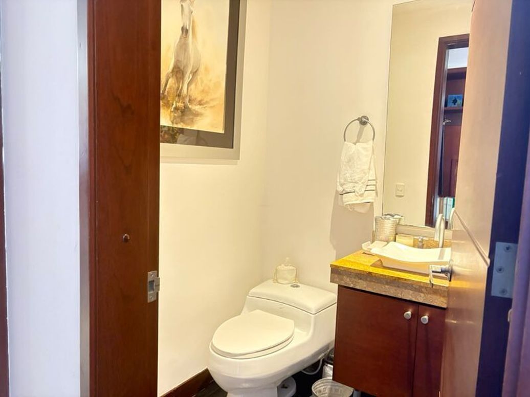 Casa de 4 alcobas en venta en Casa Blanca, Bogotá, 500 m² · foto 3 de 20