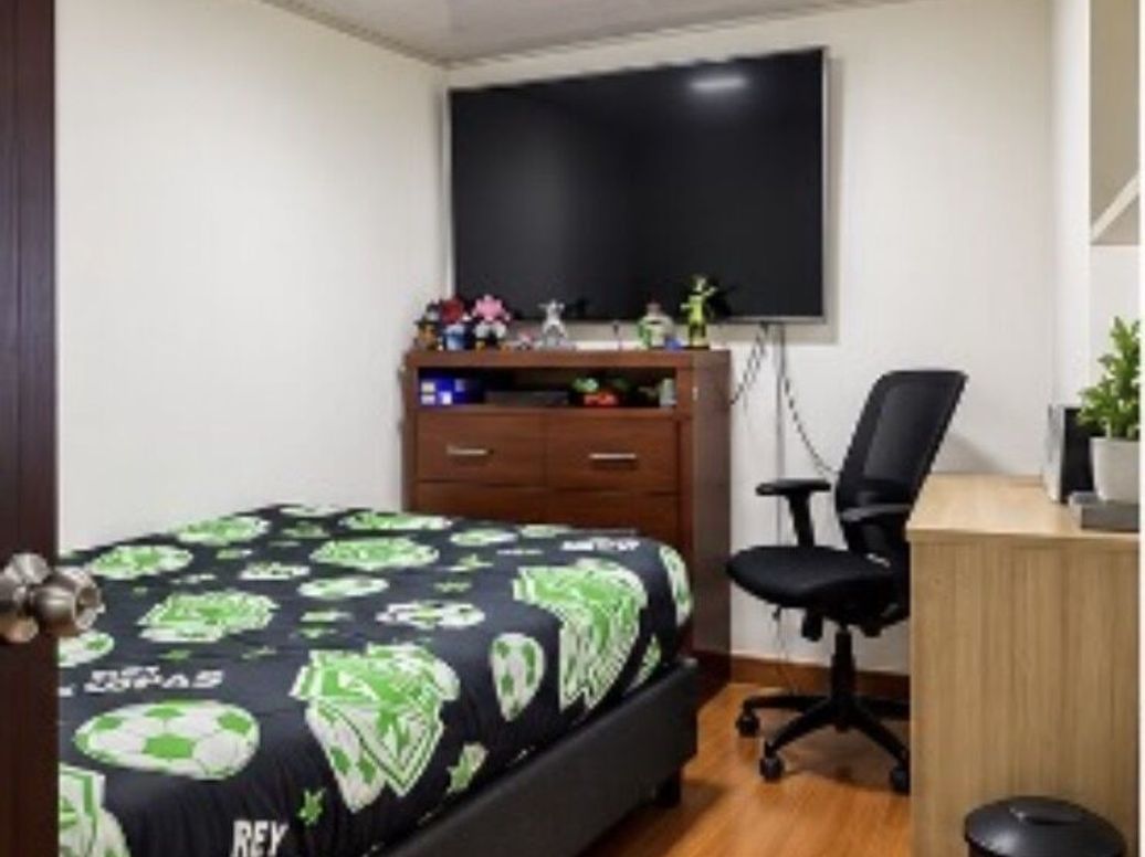 Apartamento de 3 alcobas en venta en Campo Alegre, Bogotá, 45 m² · foto 9 de 14