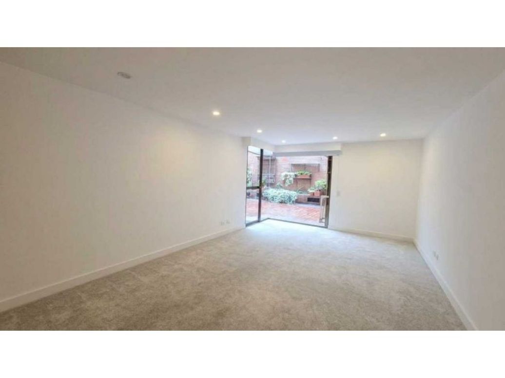 Apartamento de 3 alcobas en venta en Santa Barbara, Bogotá, 192 m² · foto 15 de 17