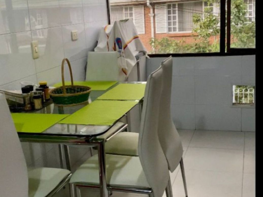 Apartamento de 3 alcobas en venta en Santa Bibiana, Bogotá, 150 m² · foto 5 de 18