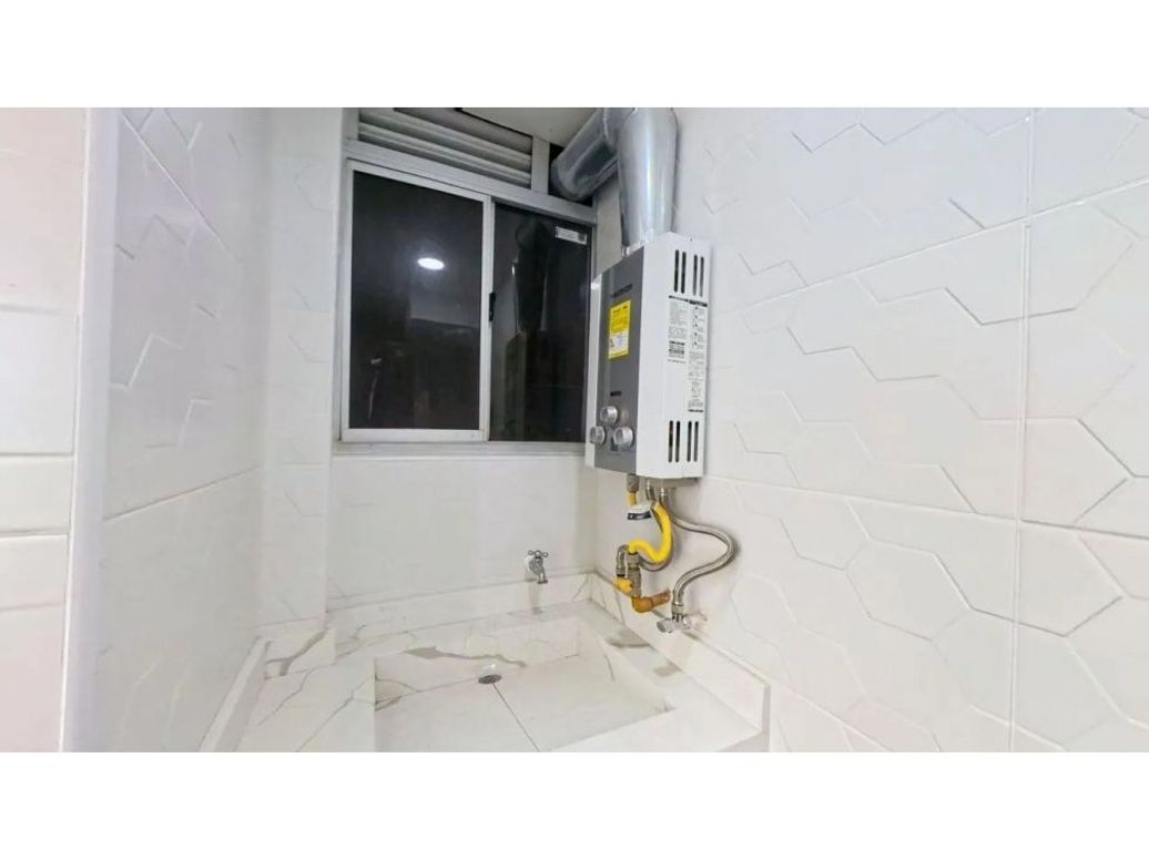 Apartamento de 2 alcobas en venta en Suba, Bogotá, 46 m² · foto 5 de 10