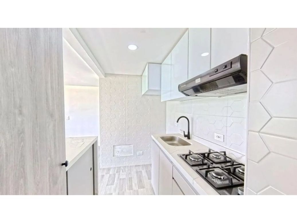 Apartamento de 2 alcobas en venta en Suba, Bogotá, 46 m² · foto 4 de 10