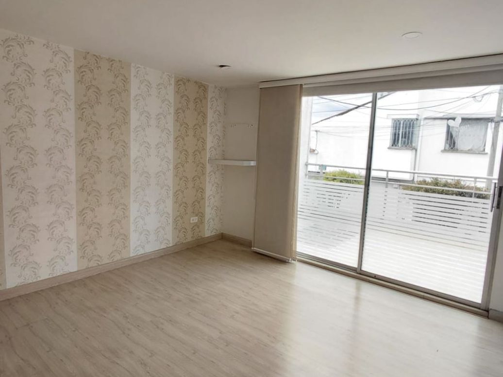 Casa de 5 alcobas en venta en Villa Del Prado, Bogotá, 186 m² · foto 11 de 20