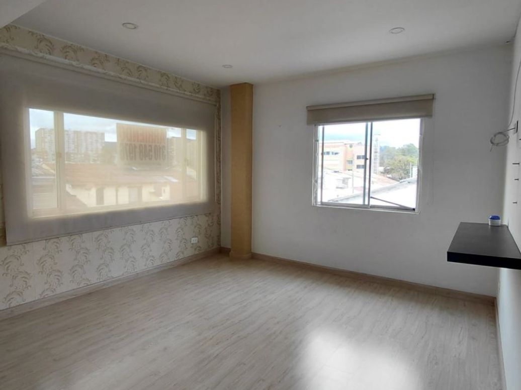 Casa de 5 alcobas en venta en Villa Del Prado, Bogotá, 186 m² · foto 19 de 20