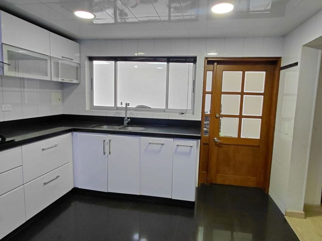 Casa de 5 alcobas en venta en Villa Del Prado, Bogotá, 186 m² · foto 8 de 20