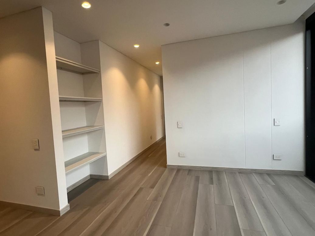 Apartamento de 2 alcobas en venta en Antiguo Country, Bogotá, 92 m² · foto 8 de 18