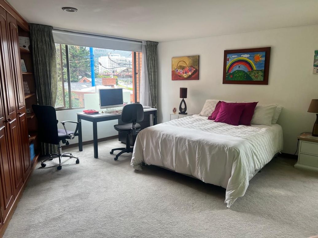 Apartamento de 3 alcobas en venta en Molinos Norte, Bogotá, 210 m² · foto 12 de 17