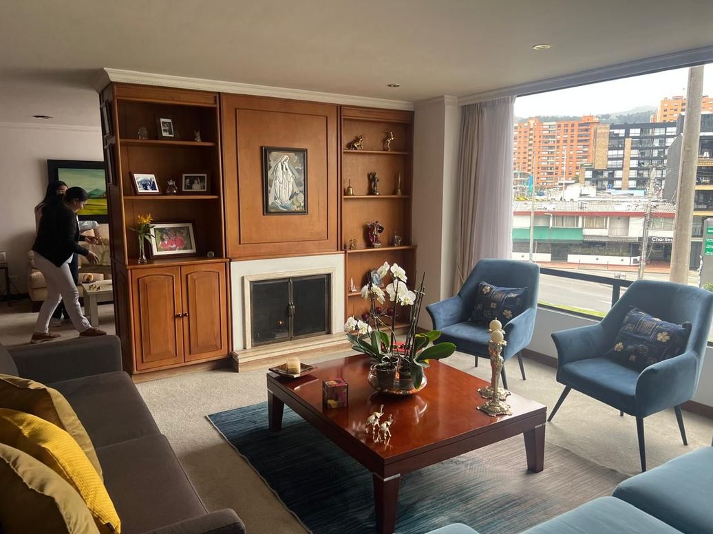 Apartamento de 3 alcobas en venta en Molinos Norte, Bogotá, 210 m² · foto 5 de 17