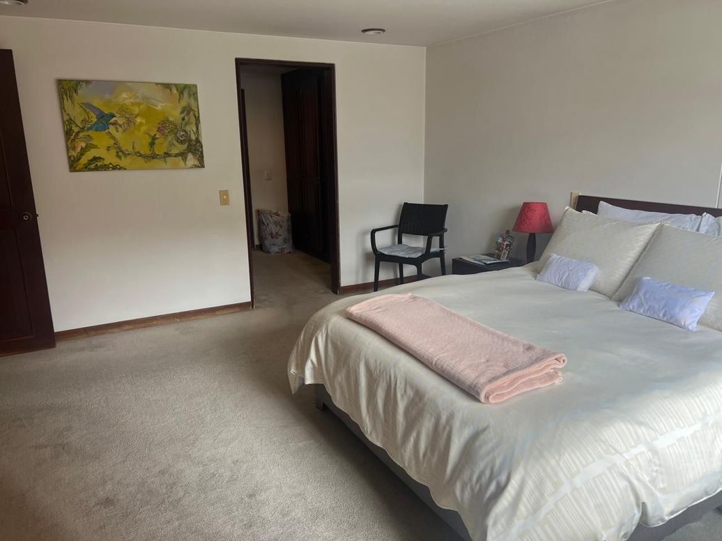 Apartamento de 3 alcobas en venta en Molinos Norte, Bogotá, 210 m² · foto 15 de 17