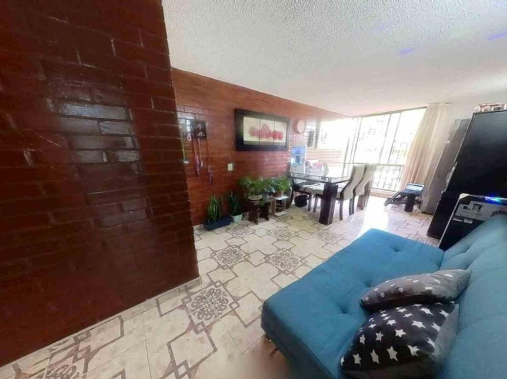 Apartamento de 3 alcobas en venta en San Cristobal Norte, Bogotá, 63 m² · foto 2 de 20
