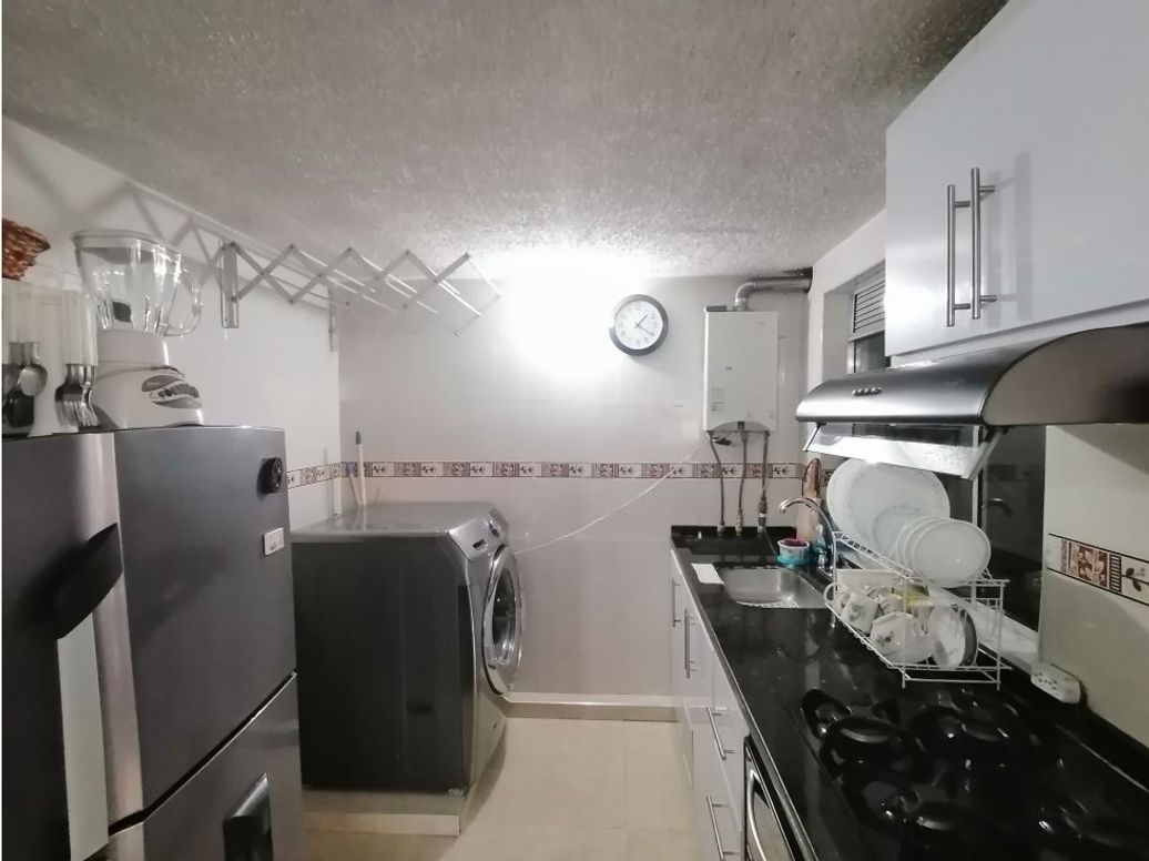 Apartamento en venta en Ismael Perdomo, Bogotá · foto 8 de 20