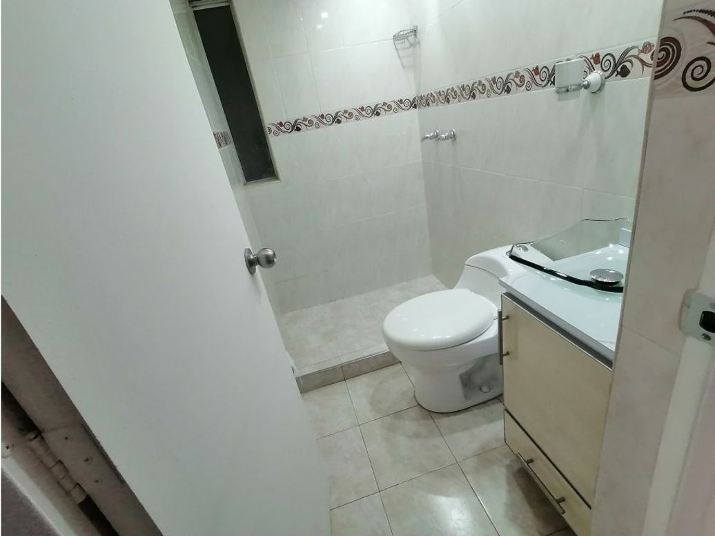 Apartamento en venta en Ismael Perdomo, Bogotá · foto 13 de 20