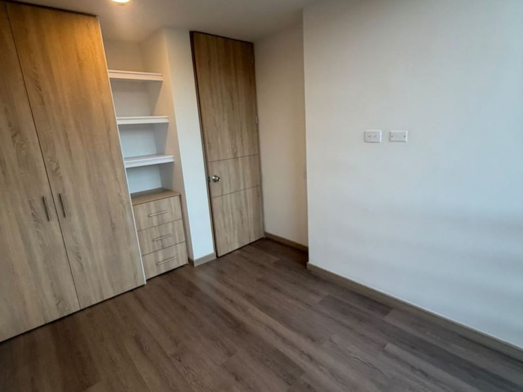 Apartamento de 2 alcobas en arriendo en Antiguo Country, Bogotá, 42 m² · foto 4 de 16