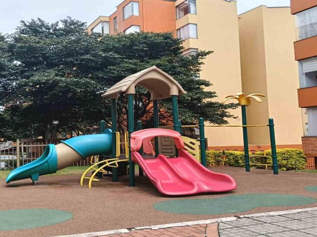 Apartamento de 3 alcobas en venta en Modelia, Bogotá, 64 m² · foto 12 de 20