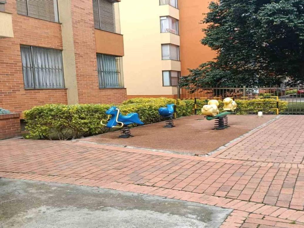 Apartamento de 3 alcobas en venta en Modelia, Bogotá, 64 m² · foto 18 de 20