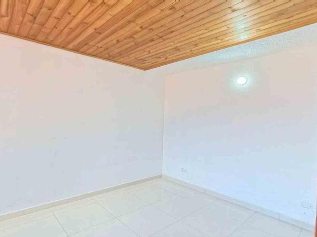 Apartamento de 3 alcobas en venta en Modelia, Bogotá, 64 m² · foto 8 de 20