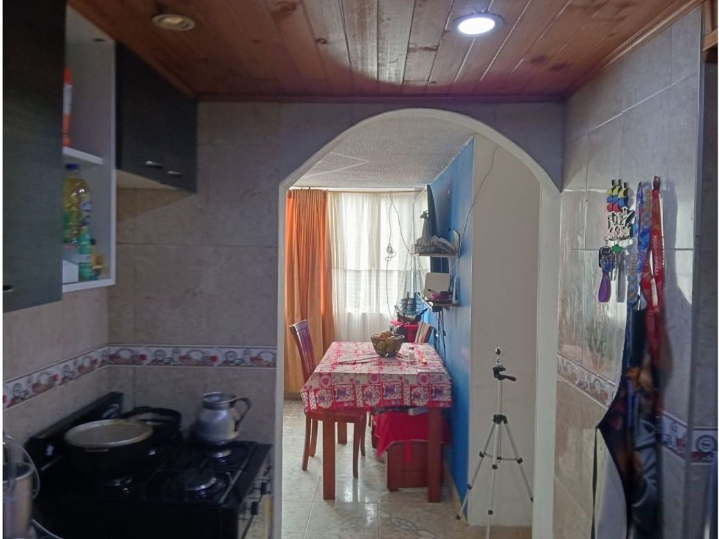 Apartamento de 3 alcobas en venta en Centro Engativa, Bogotá, 49 m² · foto 10 de 20