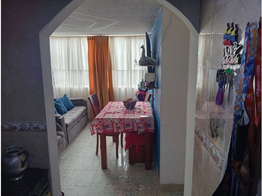 Apartamento de 3 alcobas en venta en Centro Engativa, Bogotá, 49 m² · foto 6 de 20