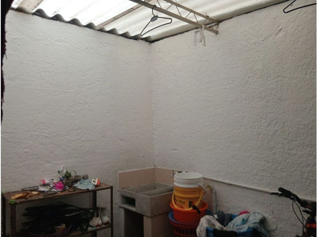 Casa de 7 alcobas en venta en Garces Navas, Bogotá, 216 m² · foto 10 de 12