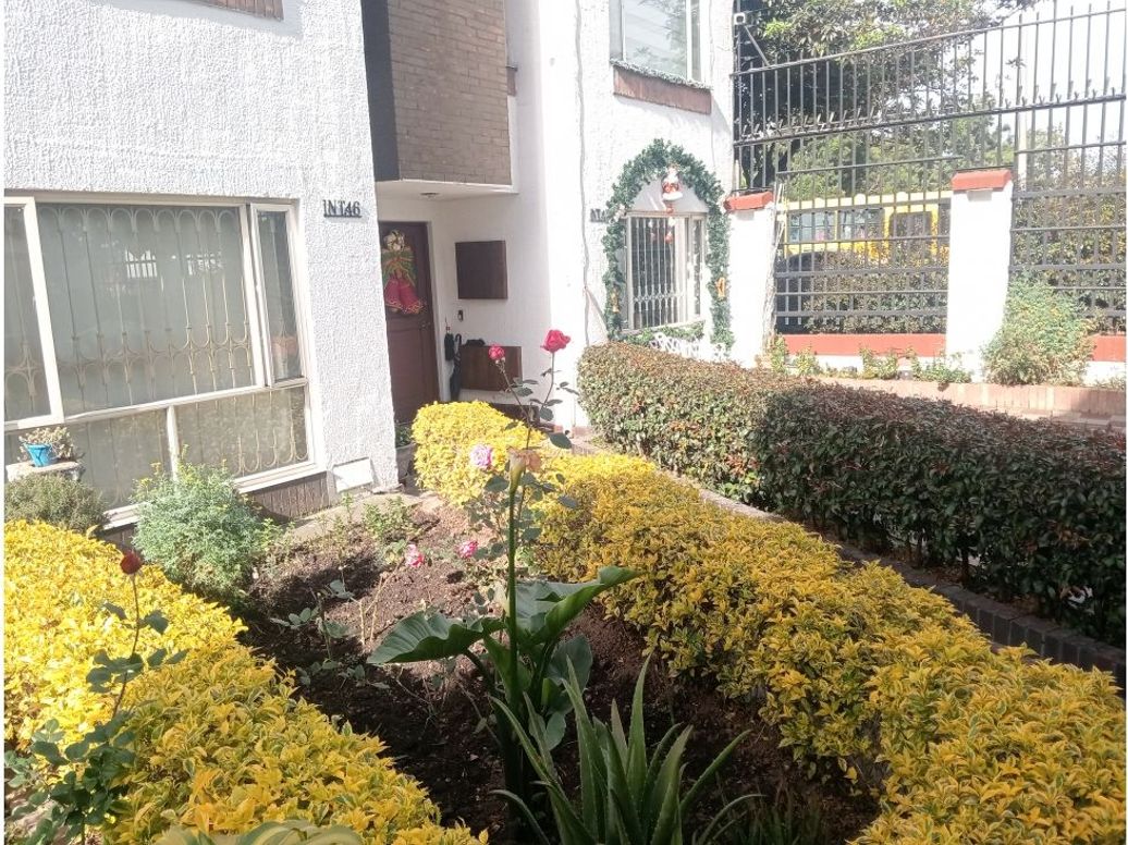 Casa de 3 alcobas en venta en Modelia, Bogotá, 117 m² · foto 2 de 20
