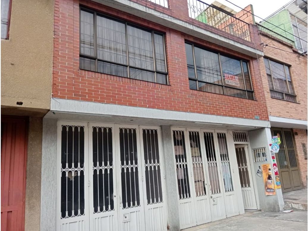 Casa de 5 alcobas en venta en Villa Gladys, Bogotá, 240 m² · foto 2 de 16
