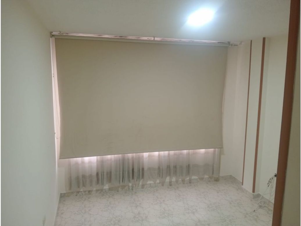 Casa de 5 alcobas en venta en Villa Gladys, Bogotá, 240 m² · foto 8 de 16