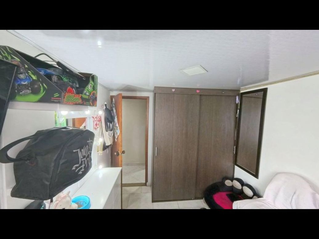 Apartamento de 3 alcobas en venta en Santa Teresita, Bogotá, 44 m² · foto 11 de 20