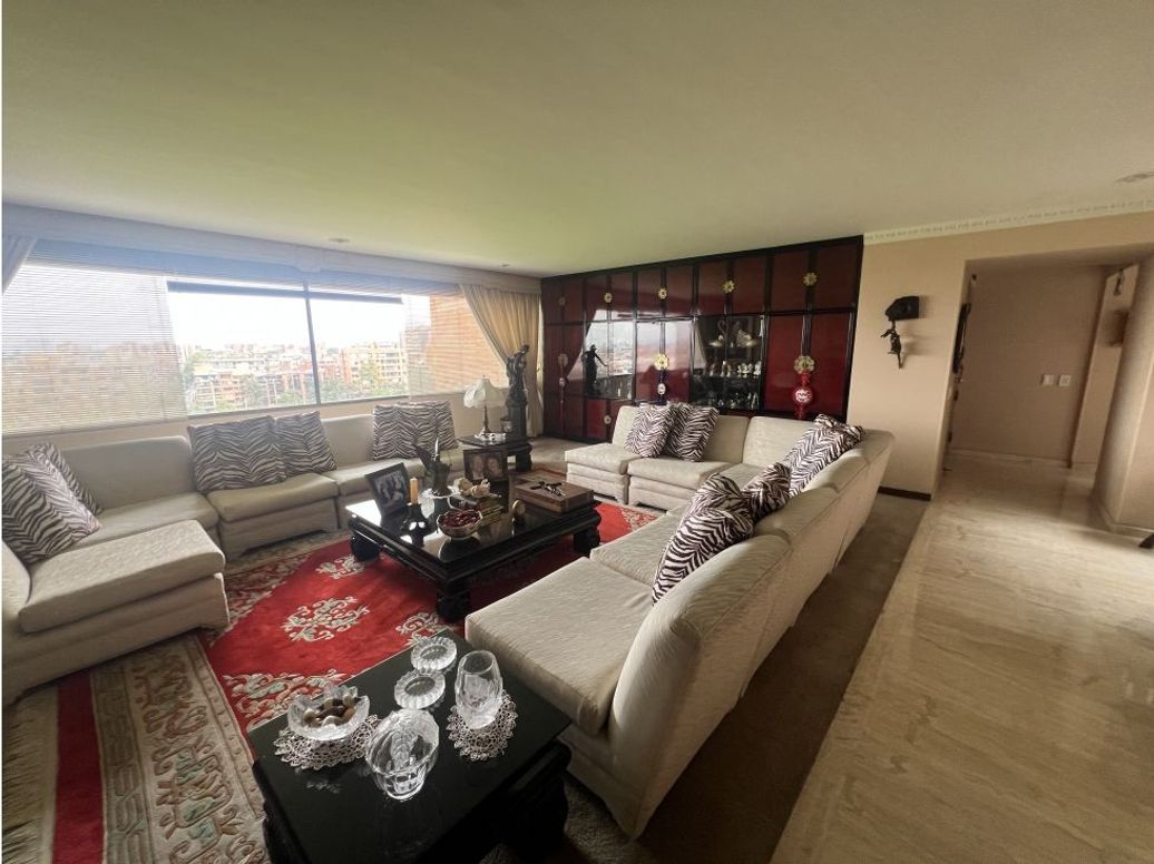 Apartamento en venta en La Carolina, Bogotá · foto 3 de 20