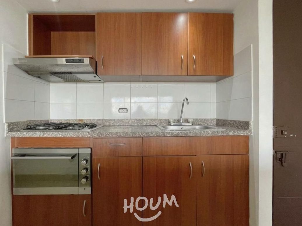Apartamento de 3 alcobas en venta en El Dorado, Bogotá, 72 m² · foto 3 de 11