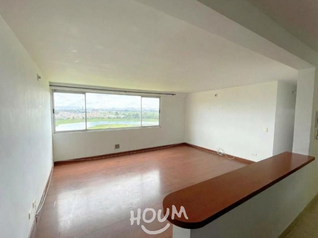 Apartamento de 3 alcobas en venta en El Dorado, Bogotá, 72 m² · foto 2 de 11