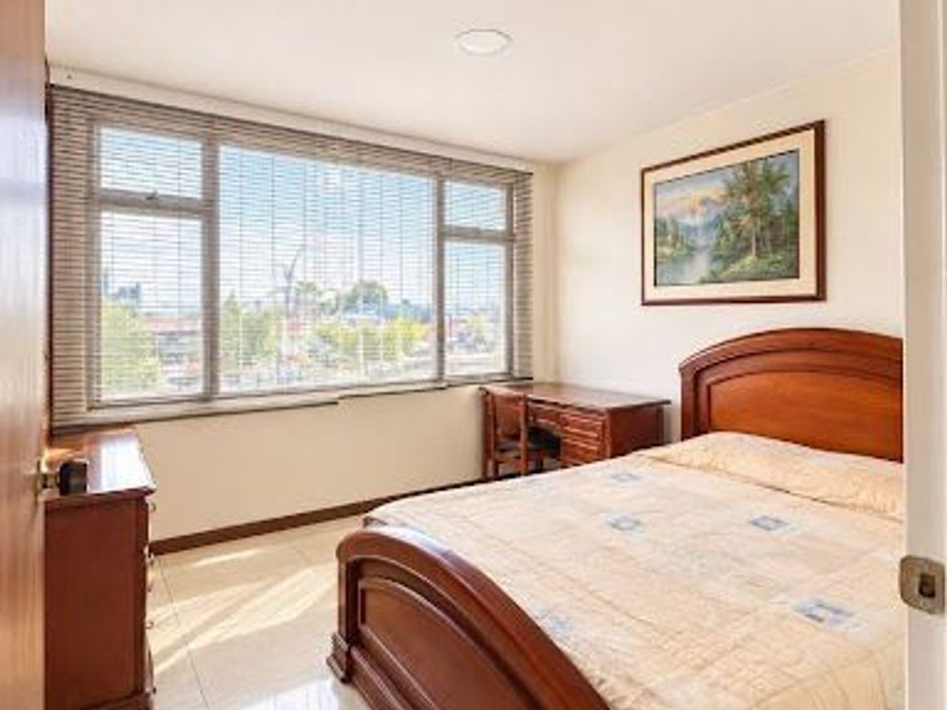 Apartamento de 3 alcobas en venta en San Felipe, Bogotá, 94 m² · foto 6 de 12
