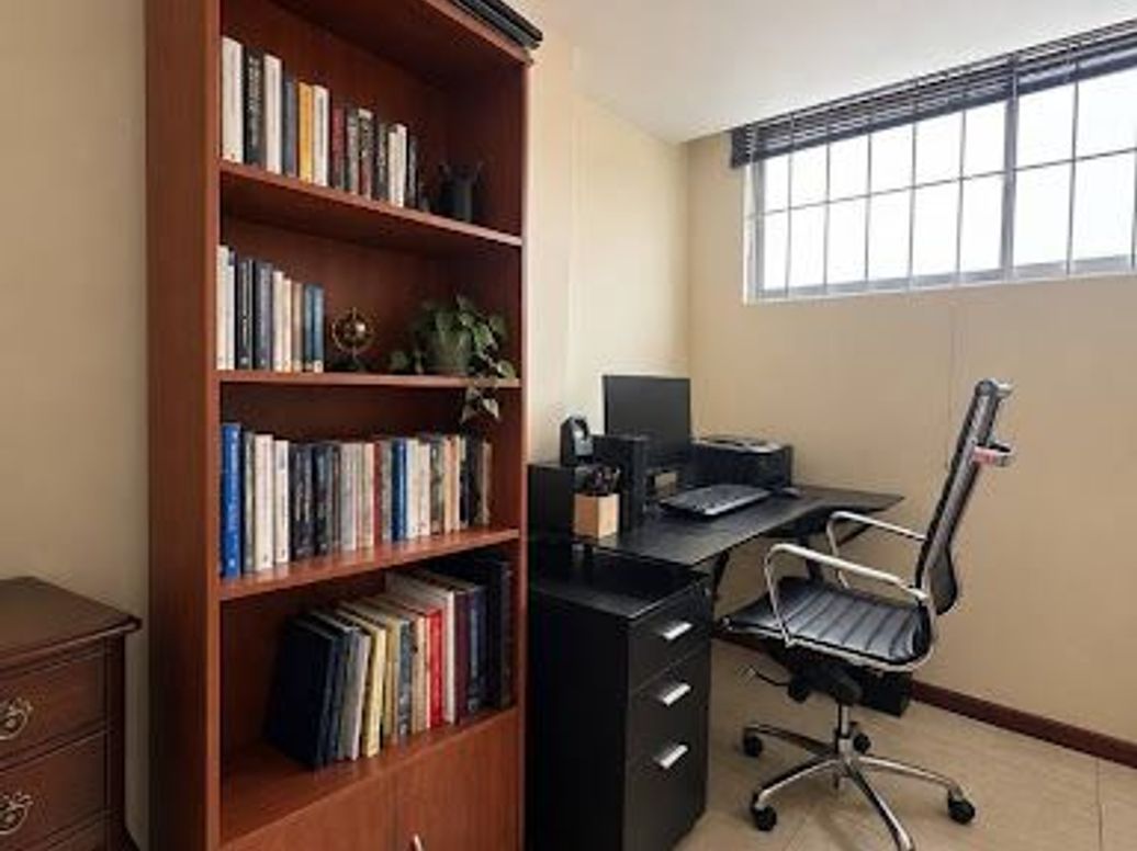 Apartamento de 3 alcobas en venta en San Felipe, Bogotá, 94 m² · foto 4 de 12