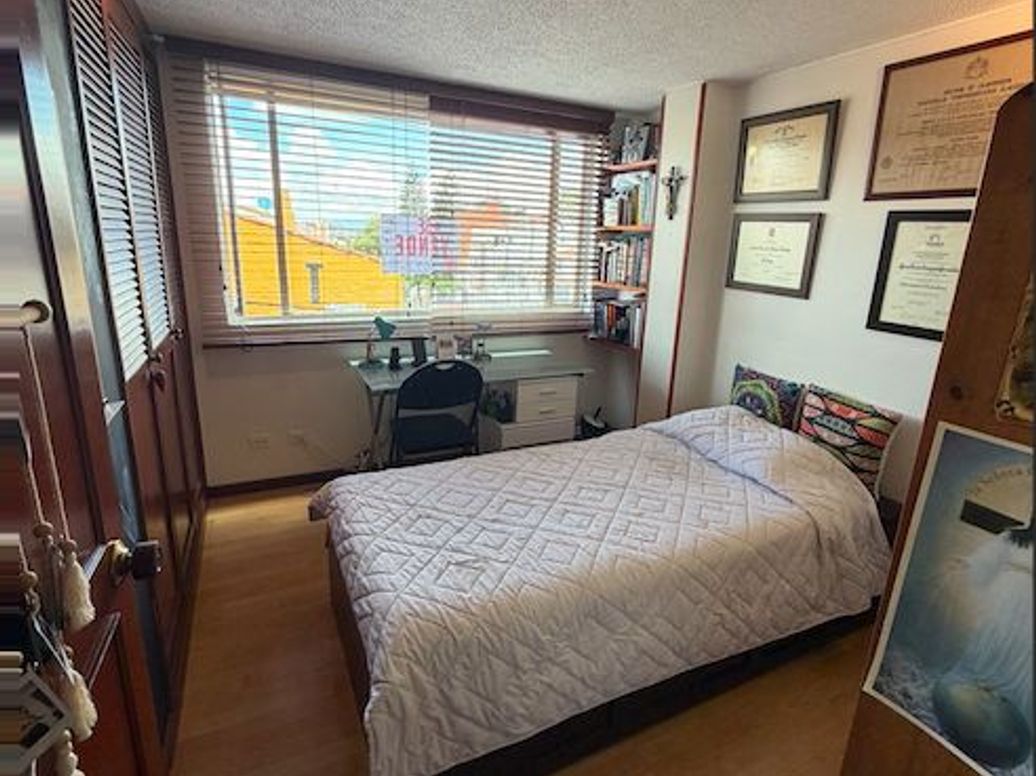 Apartamento de 3 alcobas en venta en Cedro Salazar, Bogotá, 117 m² · foto 6 de 20
