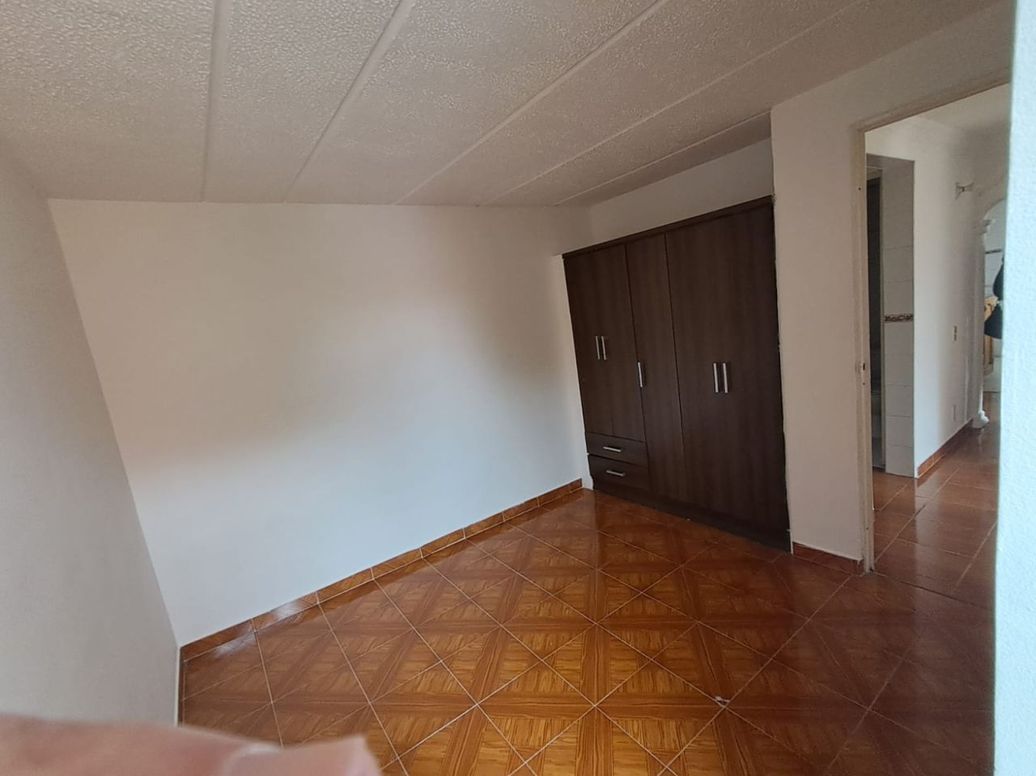 Apartamento de 2 alcobas en venta en Ub. El Cortijo, Bogotá, 49 m² · foto 18 de 20