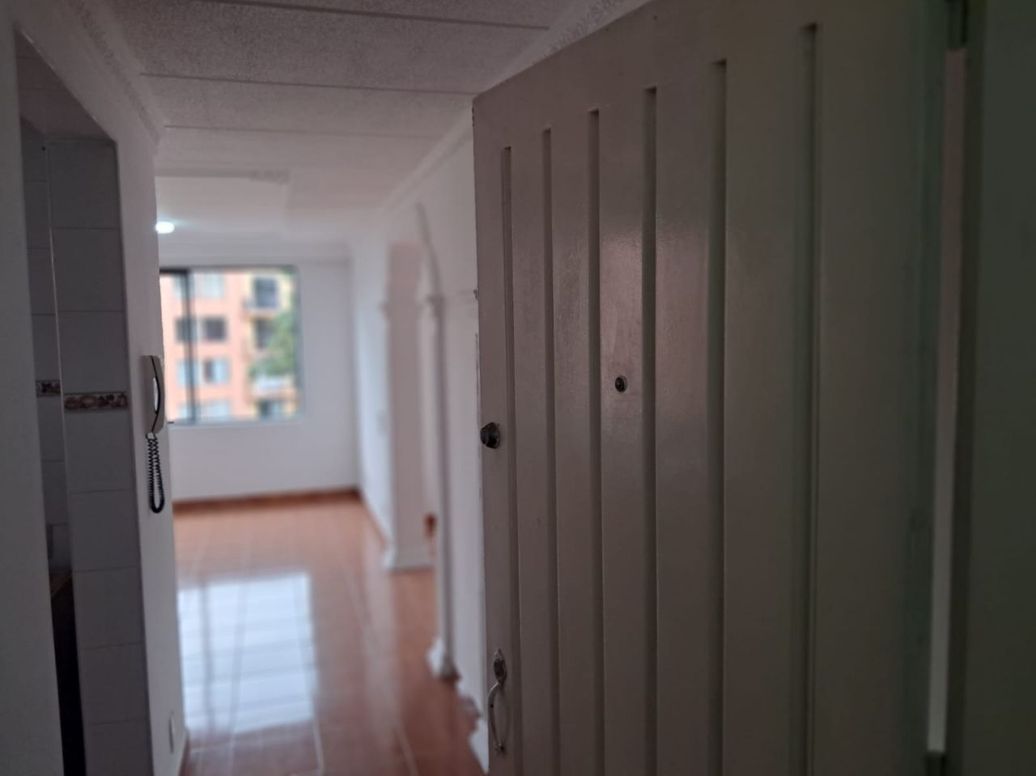 Apartamento de 2 alcobas en venta en Ub. El Cortijo, Bogotá, 49 m² · foto 14 de 20
