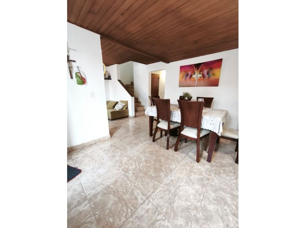 Casa de 5 alcobas en venta en El Redil, Bogotá, 72 m² · foto 6 de 20