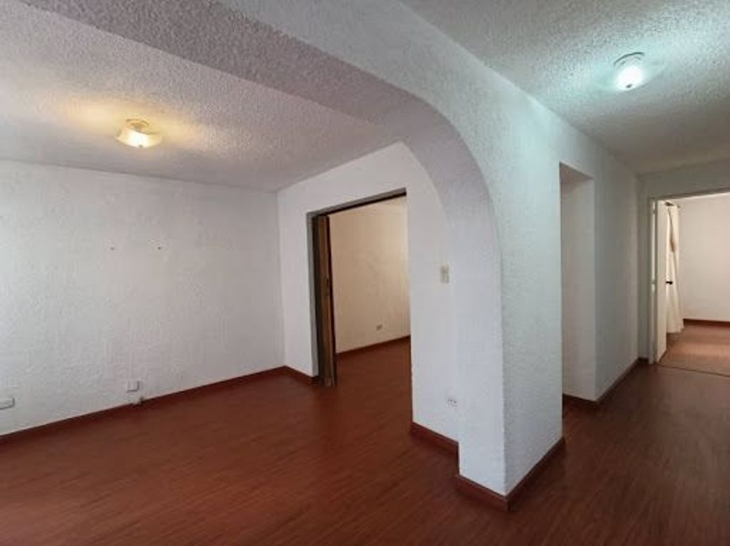 Apartamento de 2 alcobas en venta en Bosque Izquierdo, Bogotá, 54 m² · foto 2 de 20