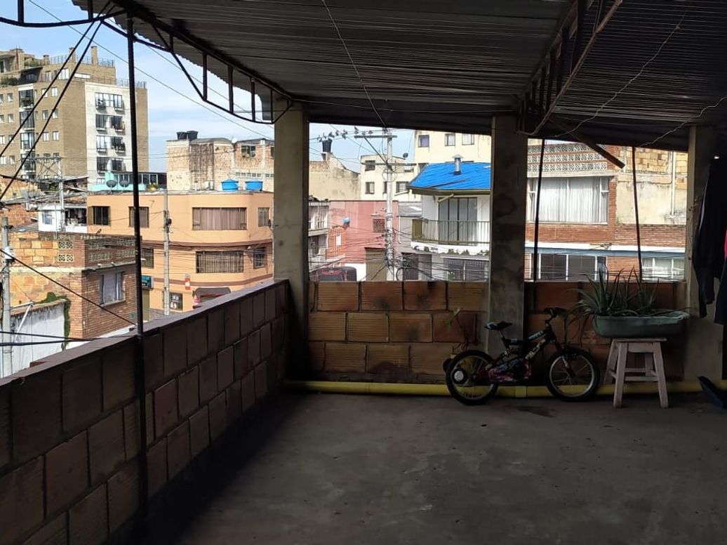 Casa de 6 alcobas en venta en Rionegro, Bogotá, 400 m² · foto 2 de 20