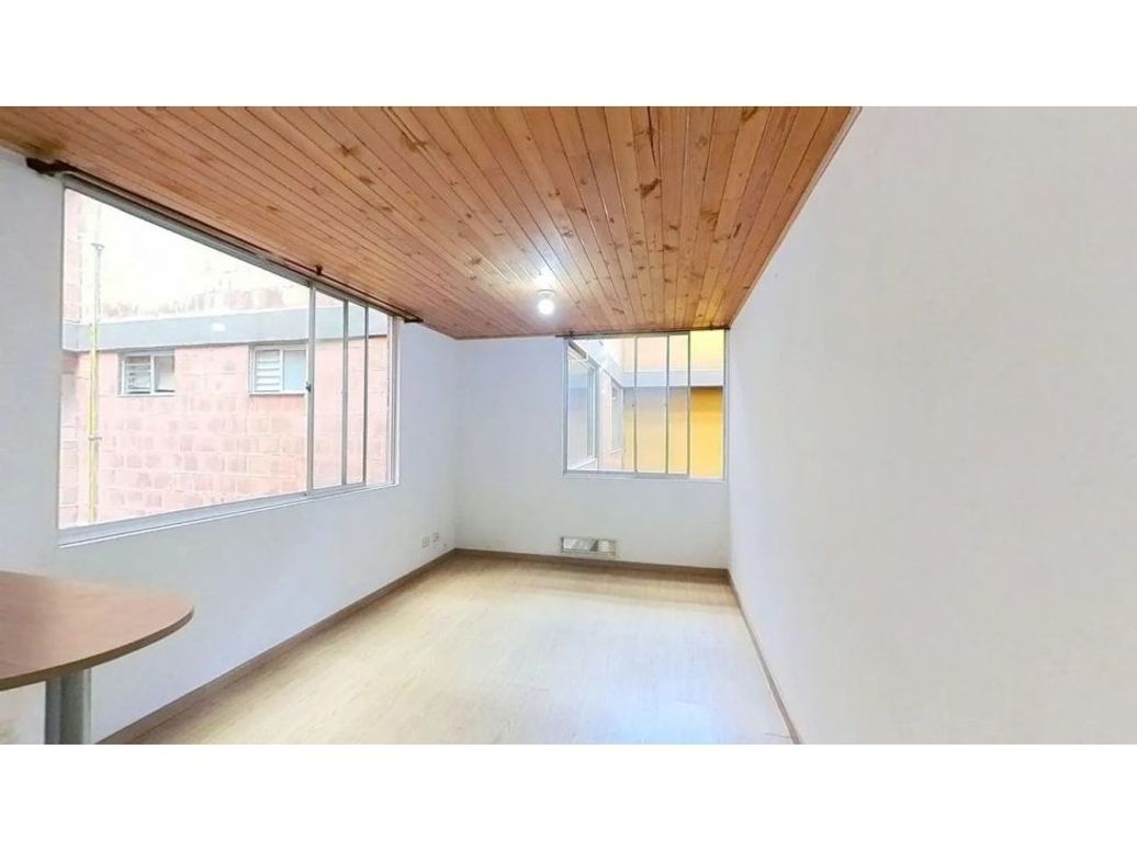Apartamento de 1 alcoba en venta en Usaquén, Bogotá, 35 m² · foto 2 de 10
