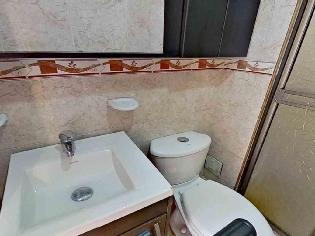 Apartamento de 2 alcobas en venta en Hayuelos, Bogotá, 42 m² · foto 6 de 7