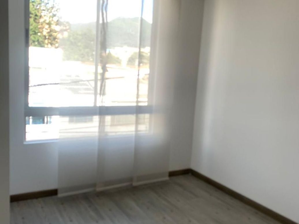 Apartamento de 2 alcobas en venta en Campin Occidental, Bogotá, 73 m² · foto 14 de 17
